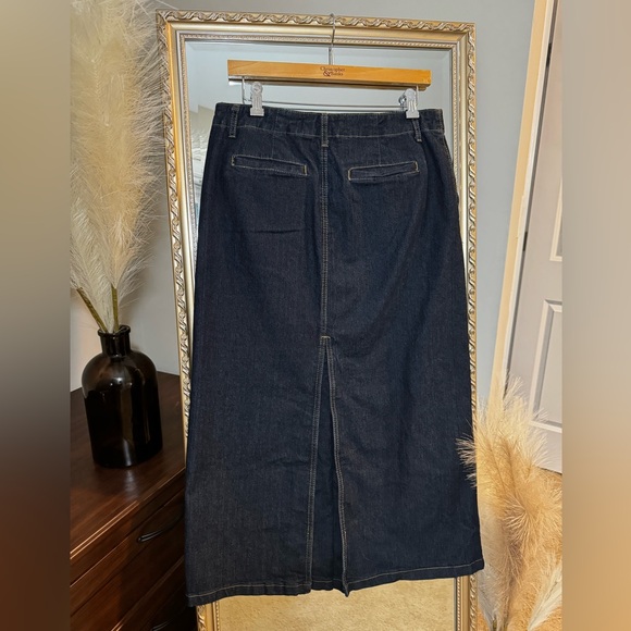 [Size 10] Dark Wash A-Line Denim Skirt w/ Faux Slit - Stretch, Ankle Length - Picture 2 of 5